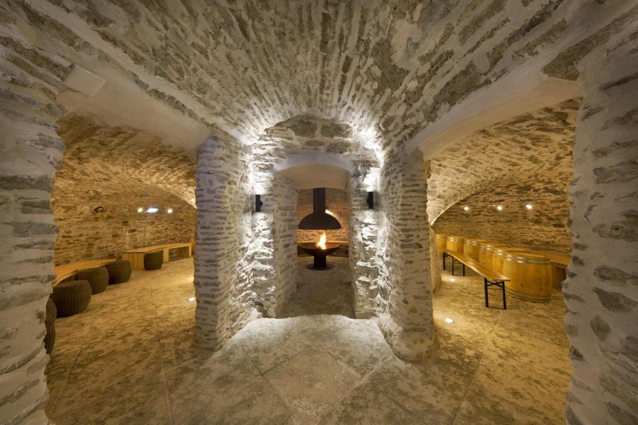 Manor Hotelli 3*