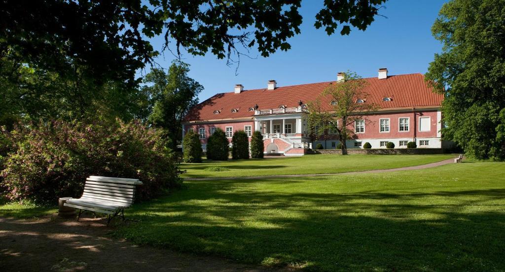 Manor Sagadi