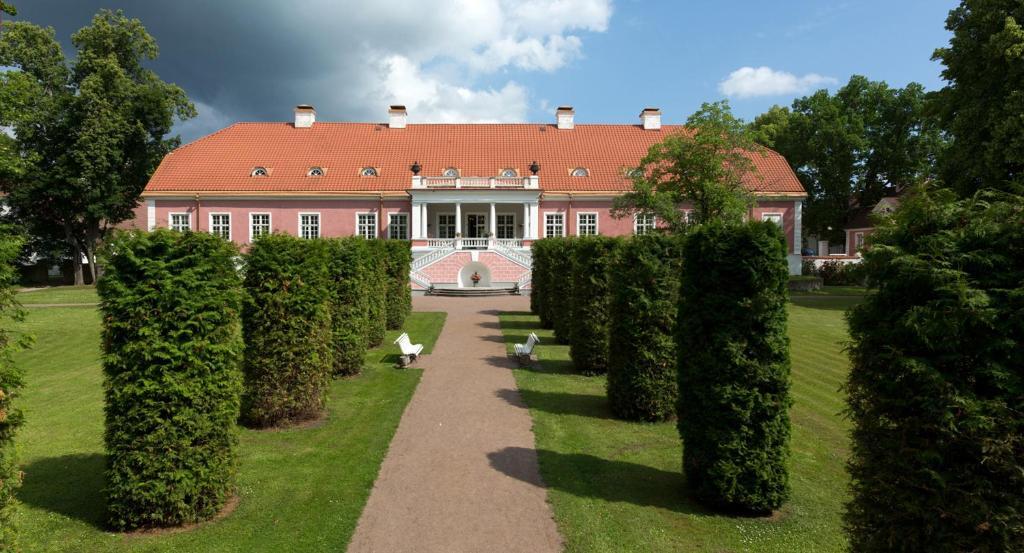 Hotelli Manor 3*